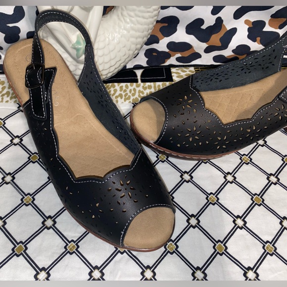 PATRIZIA BY SPRING STEP GIABELLA HEELS - Picture 4 of 7